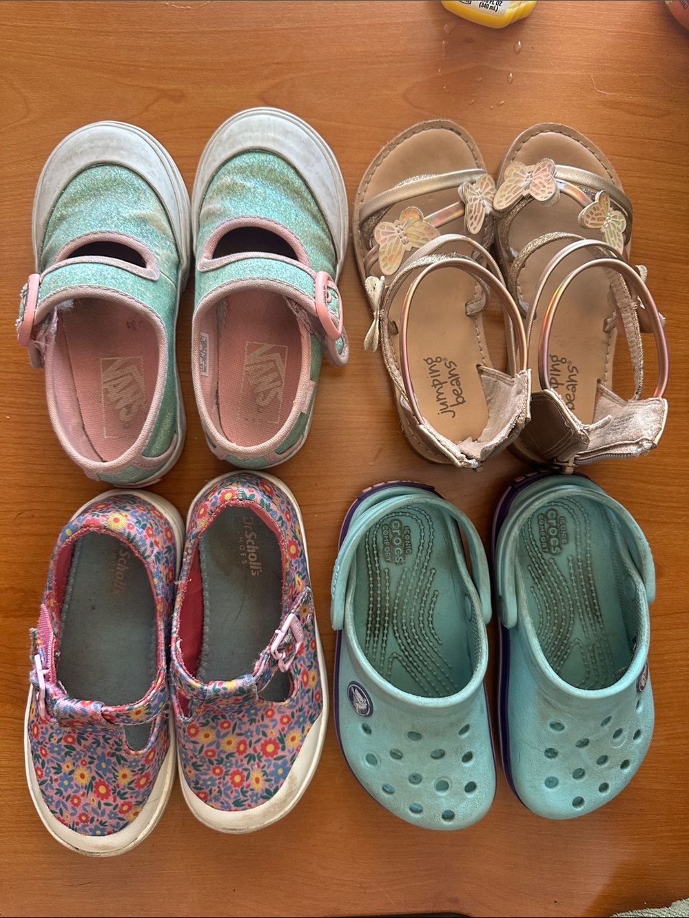 Vans/Crocs/Dr. Scholls/ Jumping Bean